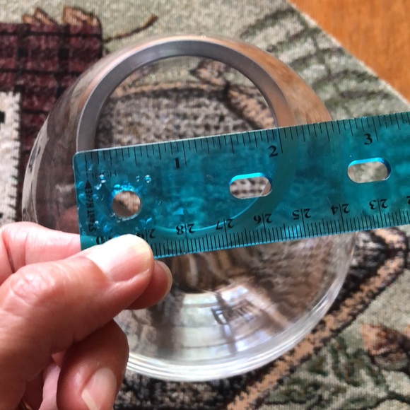 Glass Teardrop bud vase 6” tall - Picture 5 of 6